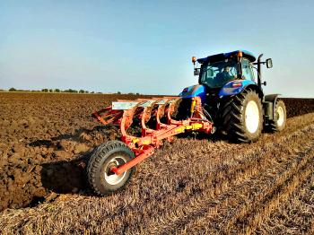 "HEMUS" / "PERELIC": PLUGURI REVERSIBILE TRANSPORTATE