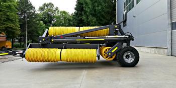 Roller "Condor", trailed