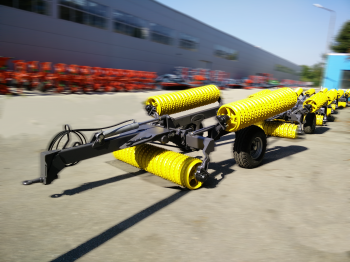 Roller "Rolling Bear", trailed