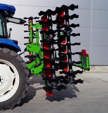 Disc harrow foldable "Caprice"