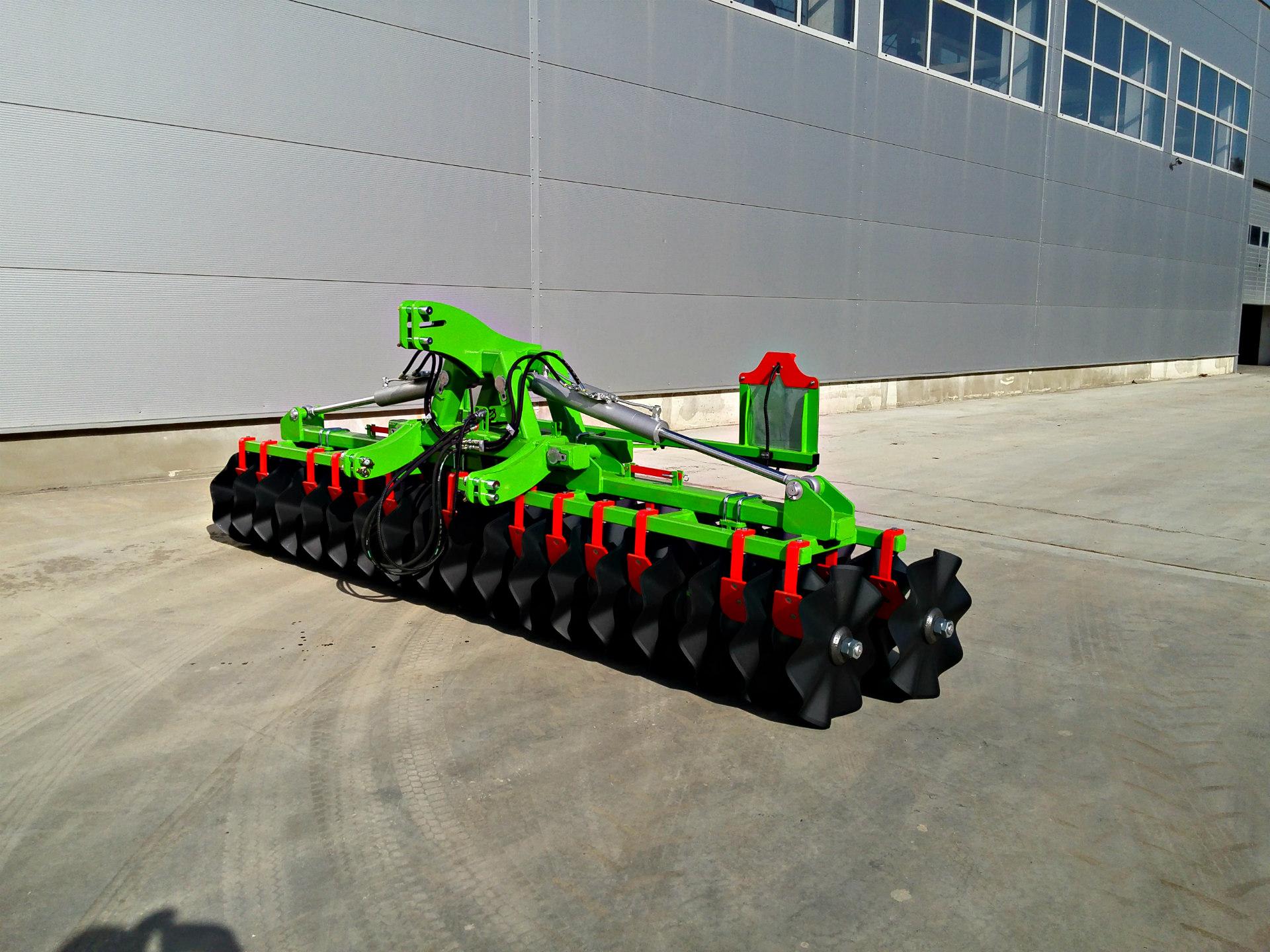 Disc harrow foldable "Caprice"